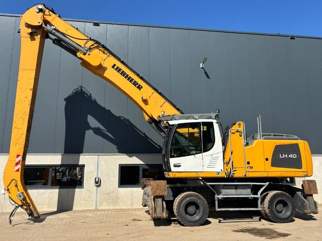 Liebherr LH 40 -- LH40 -- 20kw mozelt generator - Manipulador de materiales: foto 4 Liebherr LH 40 -- LH40 -- 20kw mozelt generator - Manipulador de materiales: foto 4