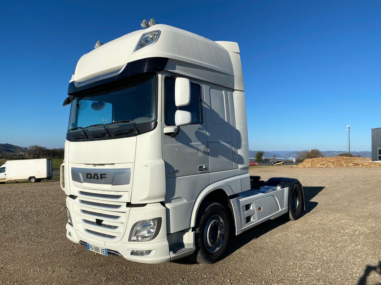 DAF XF530 Super Space Cab - Cabeza tractora: foto 1 DAF XF530 Super Space Cab - Cabeza tractora: foto 1
