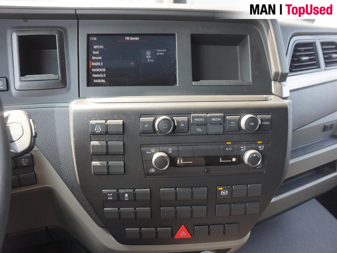 MAN TGL 12.250 4x2 BL CH - Camión caja abierta: foto 2 MAN TGL 12.250 4x2 BL CH - Camión caja abierta: foto 2