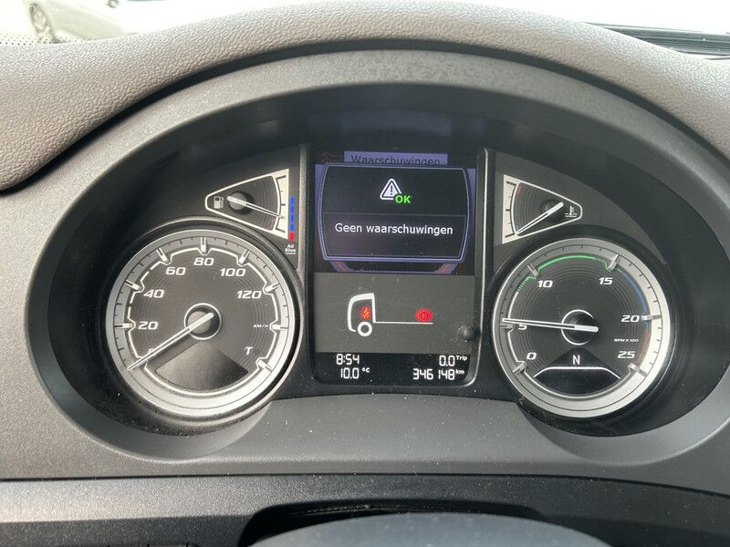 DAF CF 410 FT Space Cab / 346 dkm / Tacho V2 / Euro 6 D / APK TUV 02-27 - Cabeza tractora: foto 4 DAF CF 410 FT Space Cab / 346 dkm / Tacho V2 / Euro 6 D / APK TUV 02-27 - Cabeza tractora: foto 4