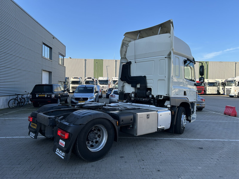 DAF CF 410 FT Space Cab / 461 dkm / Euro 6 D / Tacho V2 / APK TUV 07-26 - Cabeza tractora: foto 2 DAF CF 410 FT Space Cab / 461 dkm / Euro 6 D / Tacho V2 / APK TUV 07-26 - Cabeza tractora: foto 2