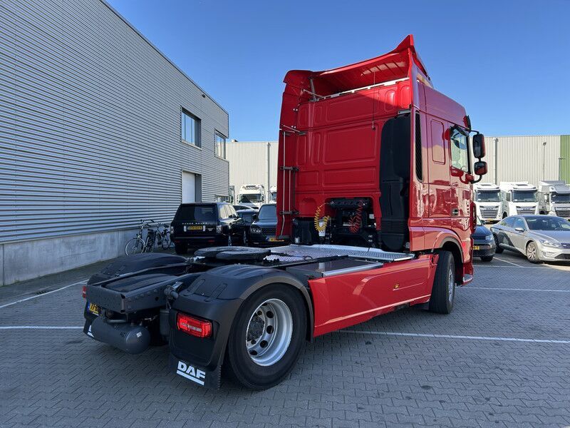 DAF XF 450 FT Space Cab / 896 dkm / Tacho V2 / Stand Klima / APK TUV 11-26 - Cabeza tractora: foto 2 DAF XF 450 FT Space Cab / 896 dkm / Tacho V2 / Stand Klima / APK TUV 11-26 - Cabeza tractora: foto 2