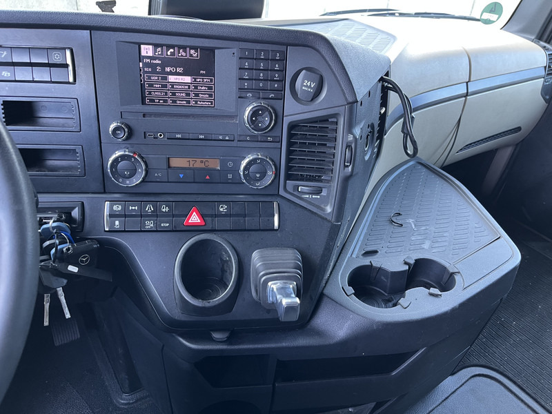 Mercedes-Benz Actros 1842 StreamSpace / 939 dkm / 2 Tanks / NL Truck - Cabeza tractora: foto 5 Mercedes-Benz Actros 1842 StreamSpace / 939 dkm / 2 Tanks / NL Truck - Cabeza tractora: foto 5