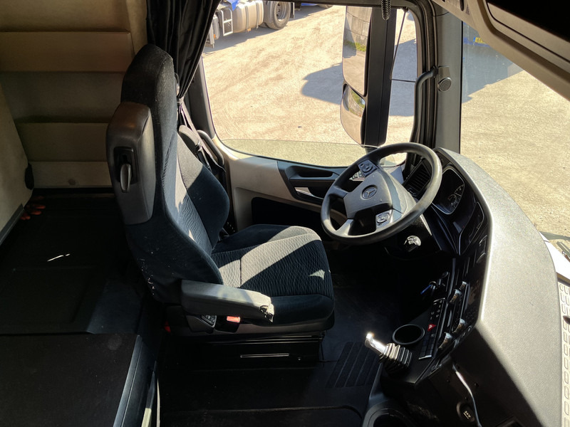 Mercedes-Benz Actros 1842 Streamspace / 937 dkm / 2 Tanks / NL Truck - Cabeza tractora: foto 3 Mercedes-Benz Actros 1842 Streamspace / 937 dkm / 2 Tanks / NL Truck - Cabeza tractora: foto 3