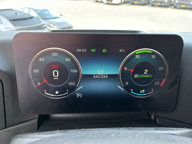 Mercedes-Benz Actros 1845 Gigaspace / Tacho V2 / Blower - PTO / Stand Airco / APK 04-26 - Cabeza tractora: foto 4 Mercedes-Benz Actros 1845 Gigaspace / Tacho V2 / Blower - PTO / Stand Airco / APK 04-26 - Cabeza tractora: foto 4