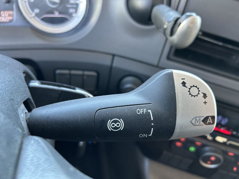 DAF CF 230 FA / 543 dkm / Tacho V2 / Box / Schuifzeil / Laadklep / APK TUV 08-26 - Camión lona: foto 5 DAF CF 230 FA / 543 dkm / Tacho V2 / Box / Schuifzeil / Laadklep / APK TUV 08-26 - Camión lona: foto 5