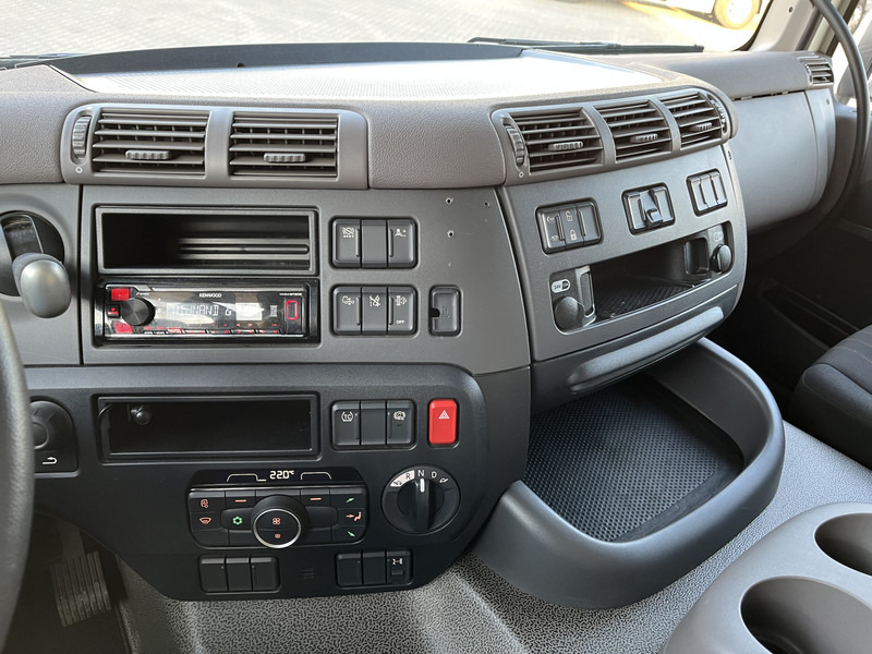 DAF CF 260 FA / 18 Ton / 204 dkm / Box 7.5 mtr / Laadklep / APK 05-25 - Camión caja cerrada: foto 5 DAF CF 260 FA / 18 Ton / 204 dkm / Box 7.5 mtr / Laadklep / APK 05-25 - Camión caja cerrada: foto 5