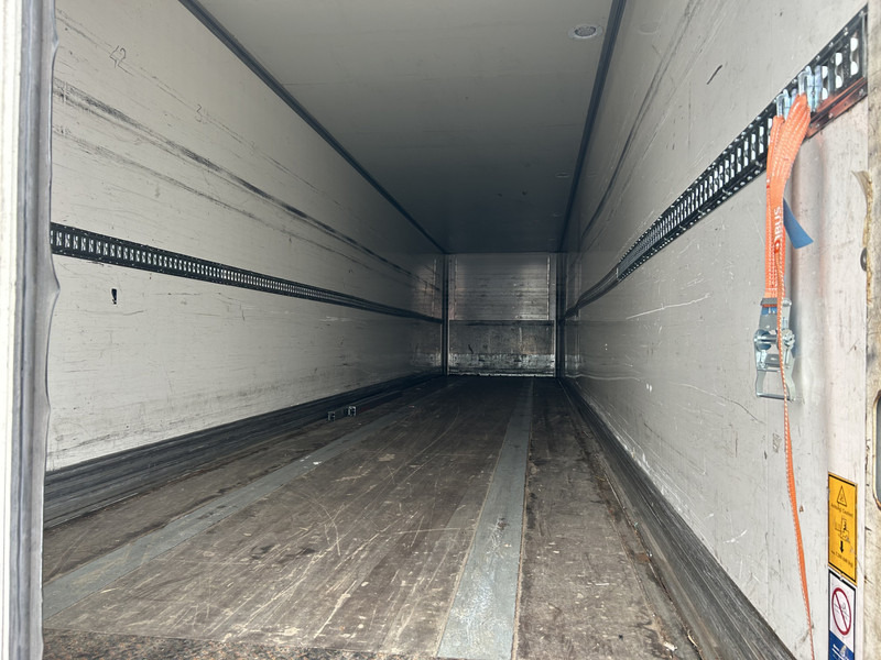 Kögel S 24 / Box / Loadlift 2000 kg / Lift axle / APK TUV 03-26 - Caja cerrada semirremolque: foto 3 Kögel S 24 / Box / Loadlift 2000 kg / Lift axle / APK TUV 03-26 - Caja cerrada semirremolque: foto 3