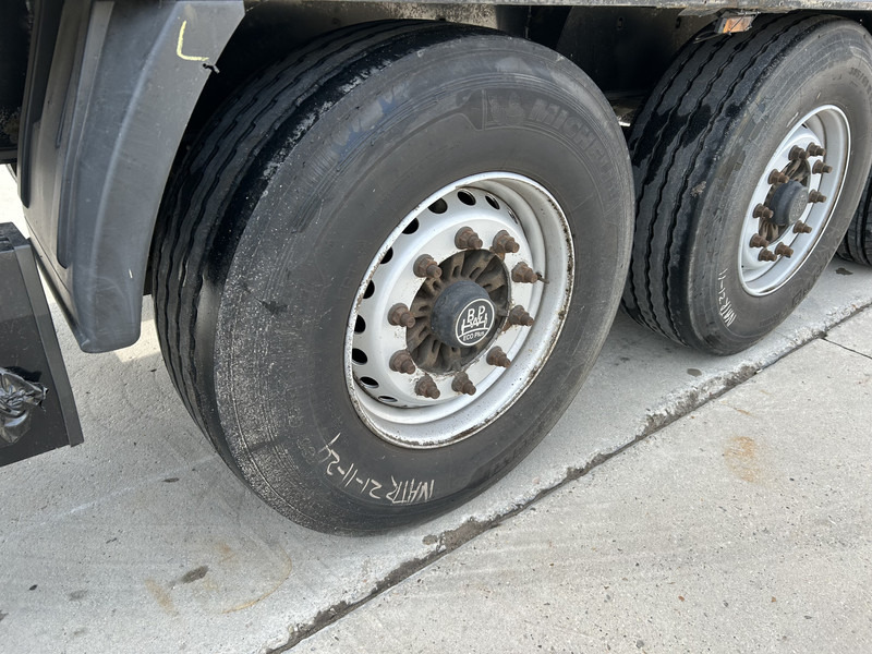 Krone DryLiner / Box Trailer / 3 Axle BPW Disk / APK TUV 12-25 - Caja cerrada semirremolque: foto 5 Krone DryLiner / Box Trailer / 3 Axle BPW Disk / APK TUV 12-25 - Caja cerrada semirremolque: foto 5