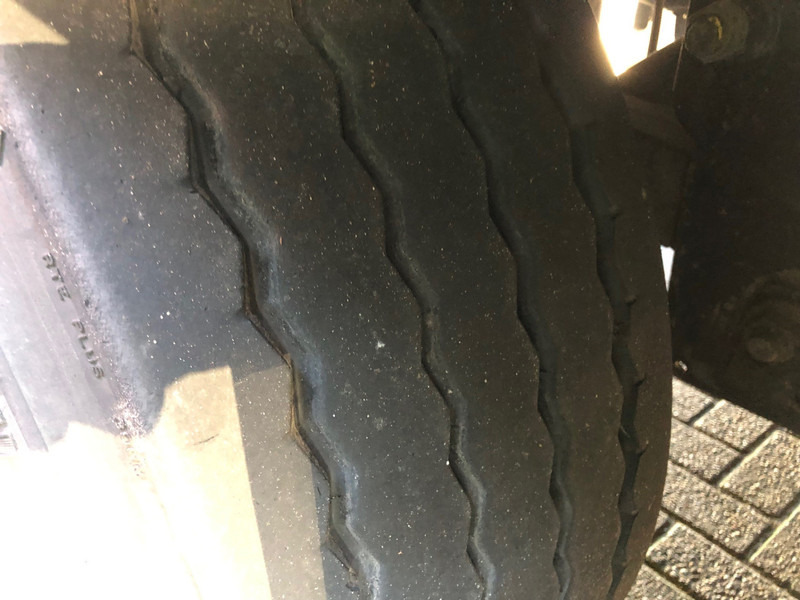 Frigorífico semirremolque Krone Koeloplegger / Carrier Vector / Liftas / Bloemen / Laadlift / APK-TUV 11-25: foto 11