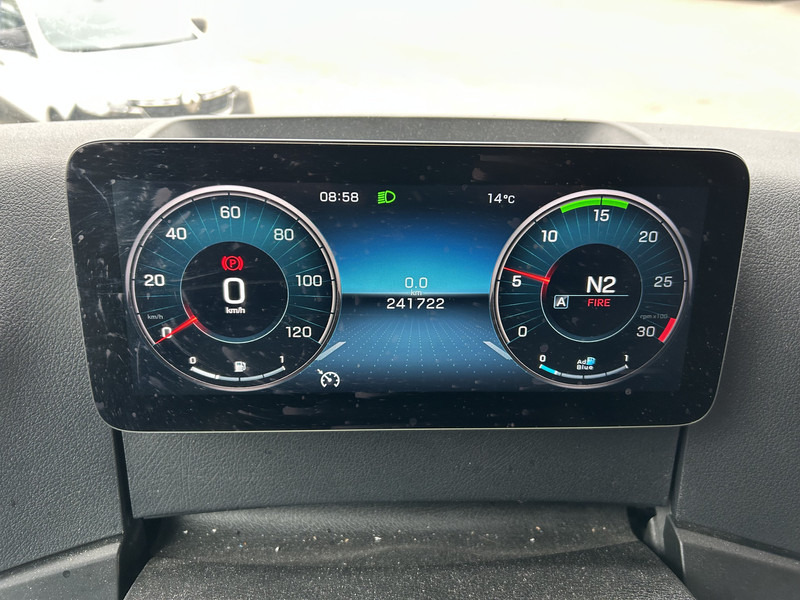 Mercedes-Benz Actros 2124 / Carrier Koeler -30 gr / Cheraeu / Laadklep / APK 11-26 - Frigorífico camión: foto 4 Mercedes-Benz Actros 2124 / Carrier Koeler -30 gr / Cheraeu / Laadklep / APK 11-26 - Frigorífico camión: foto 4