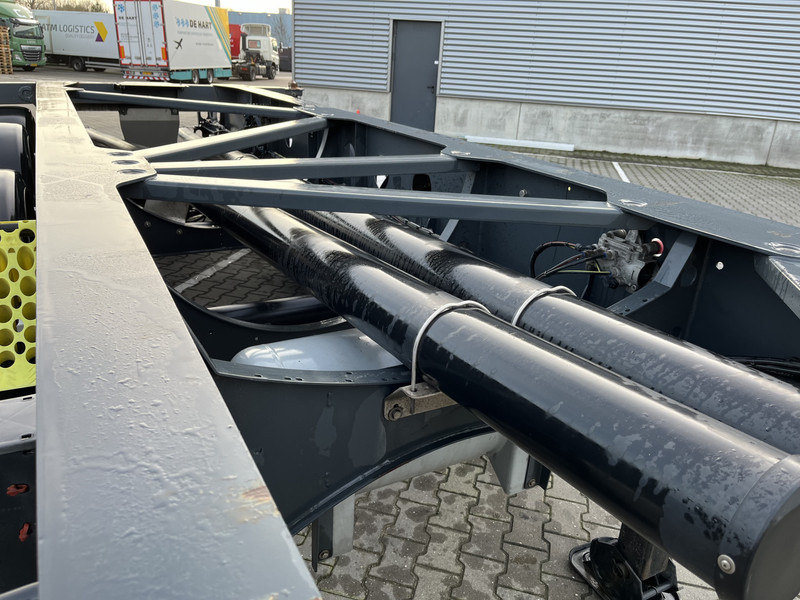 Van Hool A3C002 / ADR / 3x SAF / 20 FT Container / TE HUUR - Portacontenedore/ Intercambiable semirremolque: foto 3 Van Hool A3C002 / ADR / 3x SAF / 20 FT Container / TE HUUR - Portacontenedore/ Intercambiable semirremolque: foto 3