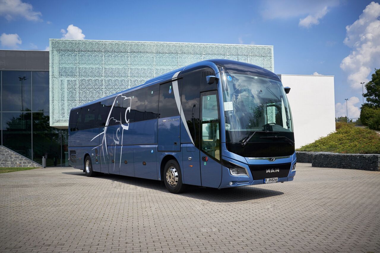 MAN Lions Coach R07 Euro 6E - Autocar: foto 2 MAN Lions Coach R07 Euro 6E - Autocar: foto 2