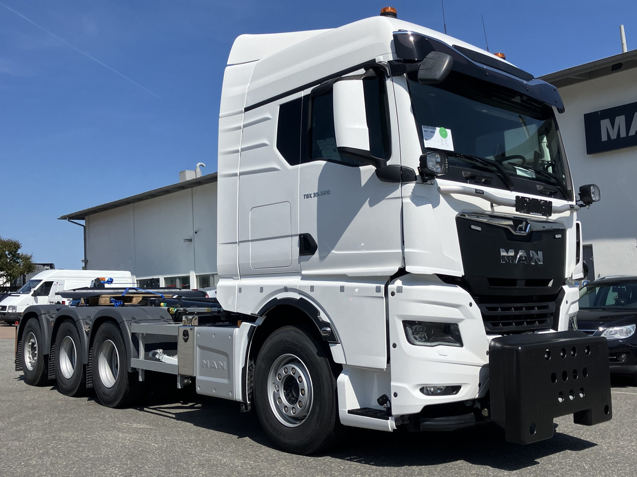 TGX 35.520 8×4-4 Fullplog JOAB - Multibasculante camión: foto 1 TGX 35.520 8×4-4 Fullplog JOAB - Multibasculante camión: foto 1