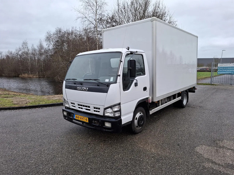 Isuzu NPR-85L-5H - Furgoneta: foto 2 Isuzu NPR-85L-5H - Furgoneta: foto 2