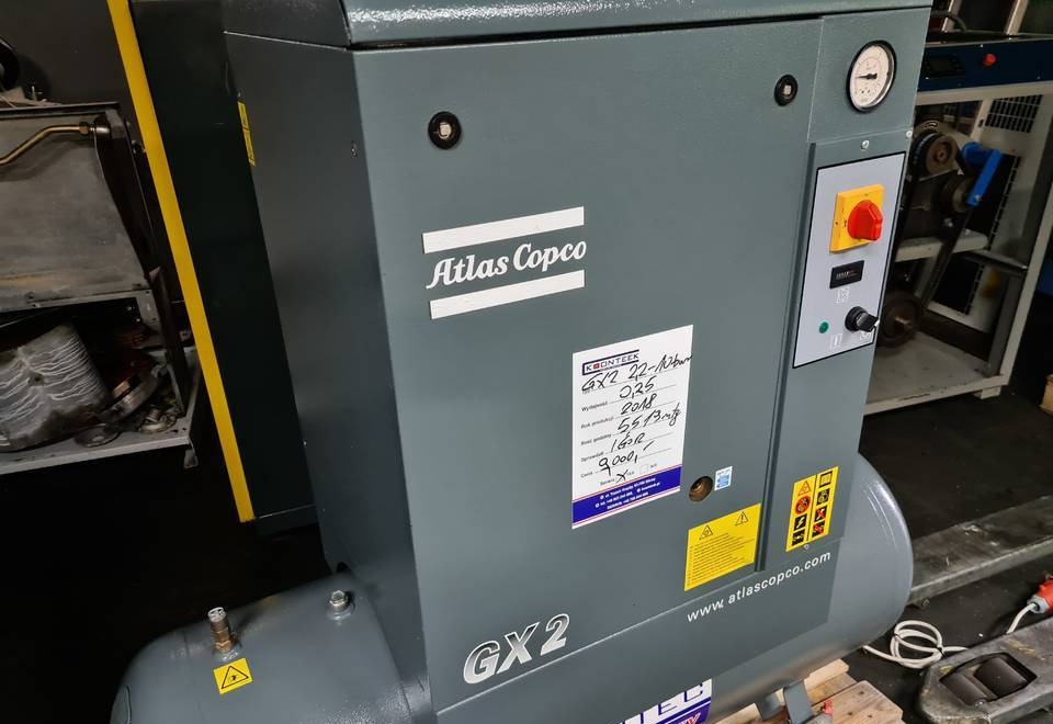 Kompresor śrubowy  ATLAS COPCO GX2 2,2 kw - Compresor de aire: foto 1 Kompresor śrubowy  ATLAS COPCO GX2 2,2 kw - Compresor de aire: foto 1