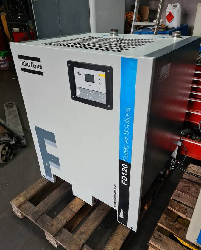 OSUSZACZ ZIĘBNICZY ATLAS COPCO FD 120 7,2m3 - Compresor de aire: foto 2 OSUSZACZ ZIĘBNICZY ATLAS COPCO FD 120 7,2m3 - Compresor de aire: foto 2