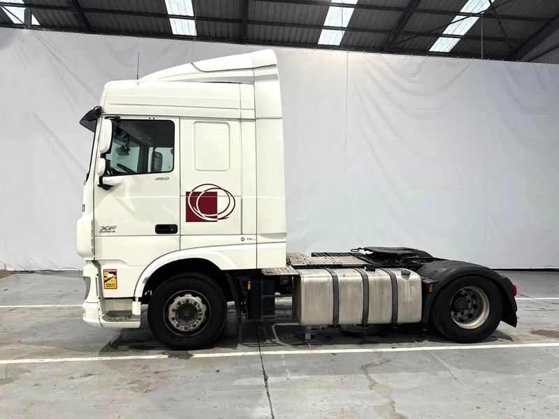 DAF XF 460 SPACECAB / STANDAIRCO - Cabeza tractora: foto 2 DAF XF 460 SPACECAB / STANDAIRCO - Cabeza tractora: foto 2