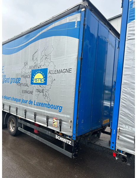 Camión lona DAF XF 440 6x2 / SUPERSPACECAB / KOMBI MIT ANHANGER SCHMITZ 2016 / DURCHLADEN / 2 STUCK: foto 9