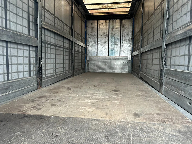 Camión lona DAF XF 440 6x2 / SUPERSPACECAB / KOMBI MIT ANHANGER SCHMITZ 2016 / DURCHLADEN / 2 STUCK: foto 7