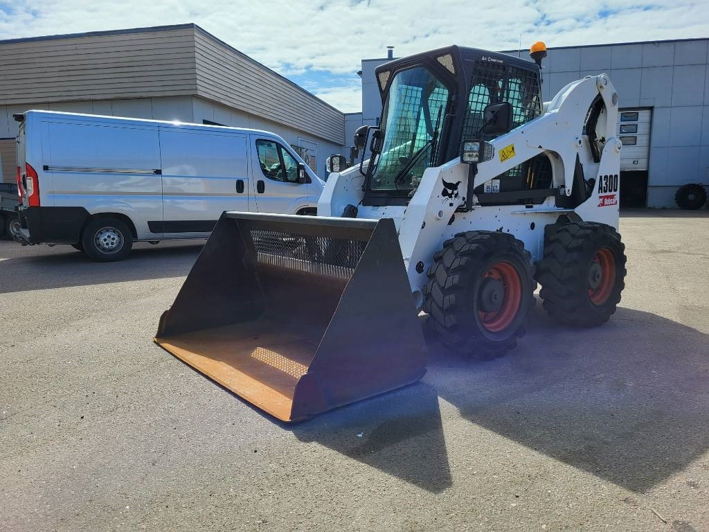 Bobcat A 300  - Minicargadora: foto 4 Bobcat A 300  - Minicargadora: foto 4