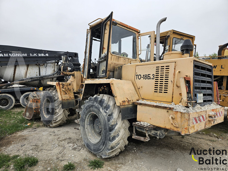 Amkodor TO-18.B3 - Cargadora de ruedas: foto 3 Amkodor TO-18.B3 - Cargadora de ruedas: foto 3