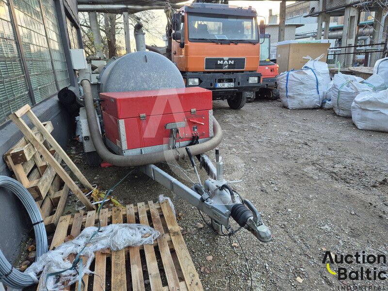 At-Site Equipment MVT 2000 - Cisterna remolque: foto 2 At-Site Equipment MVT 2000 - Cisterna remolque: foto 2