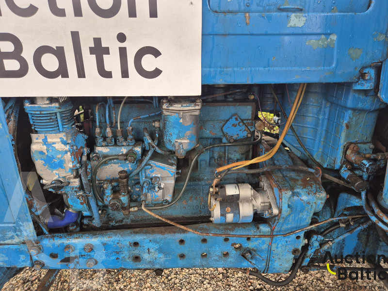 Tractor Belarus MTZ 82: foto 12