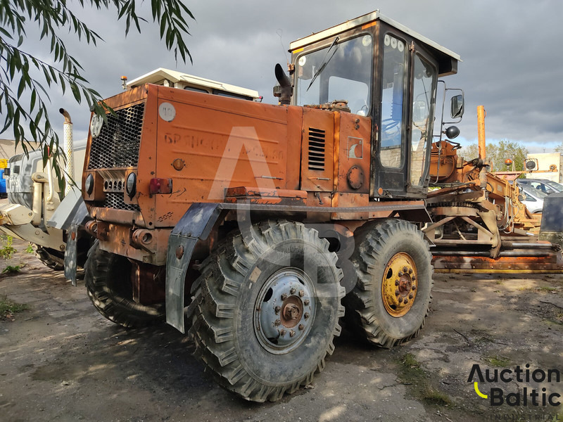 Brianskij Arsenal GS-14.02 - Grader: foto 4 Brianskij Arsenal GS-14.02 - Grader: foto 4