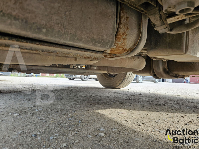 Cabeza tractora DAF FT CF85: foto 14