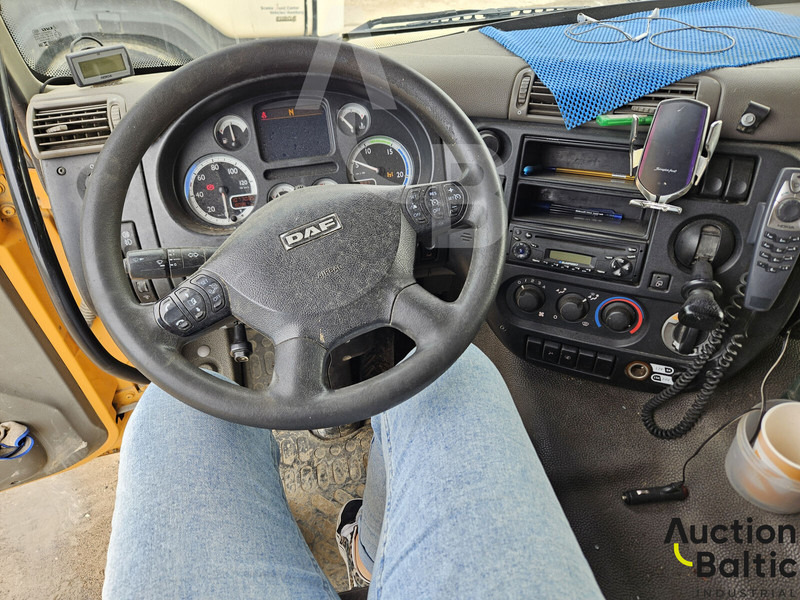 Cabeza tractora DAF FT CF85: foto 6