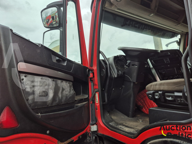 Iveco AS 440 T/P - Cabeza tractora: foto 4 Iveco AS 440 T/P - Cabeza tractora: foto 4