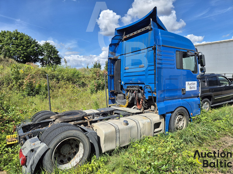 MAN TGA18.440 - Cabeza tractora: foto 2 MAN TGA18.440 - Cabeza tractora: foto 2