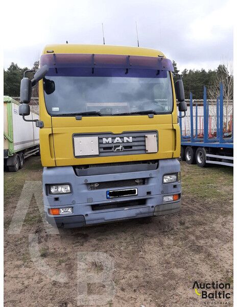 MAN TGA18.440 - Cabeza tractora: foto 2 MAN TGA18.440 - Cabeza tractora: foto 2