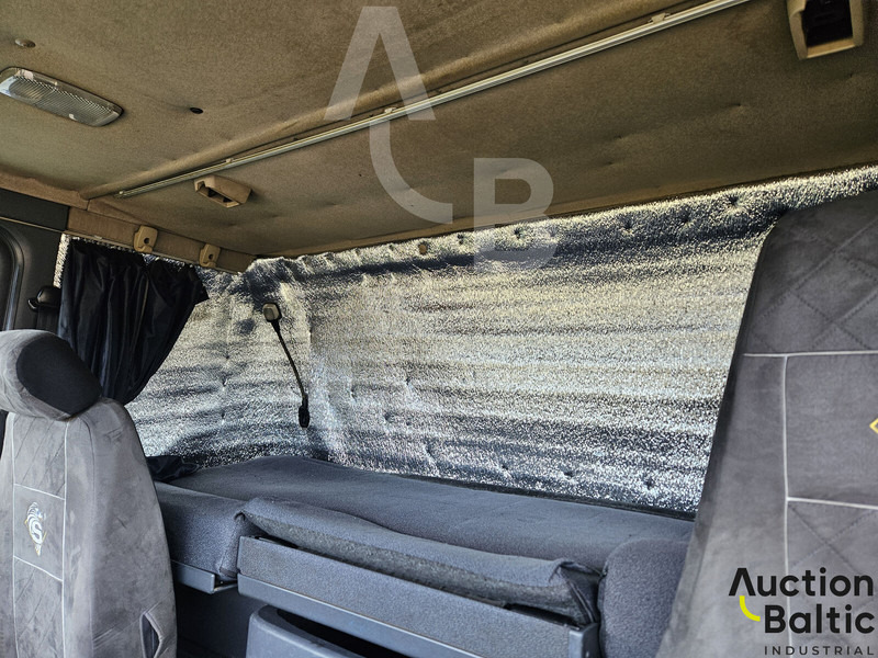 Cabeza tractora Scania P 420: foto 9