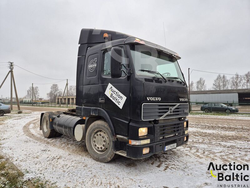 Volvo FH12 - Cabeza tractora: foto 2 Volvo FH12 - Cabeza tractora: foto 2