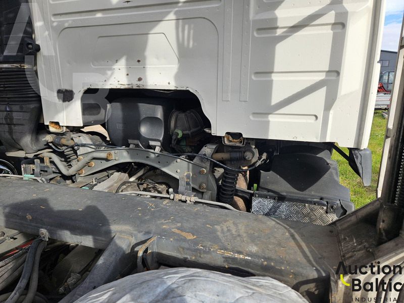 Cabeza tractora Volvo FM460: foto 18