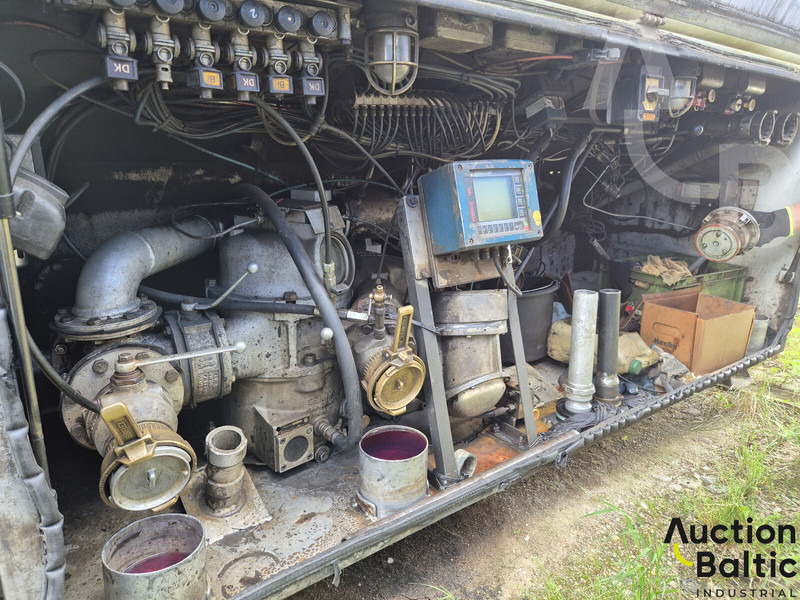 Cisterna semirremolque para transporte de combustible ELLINGHAUS: foto 12