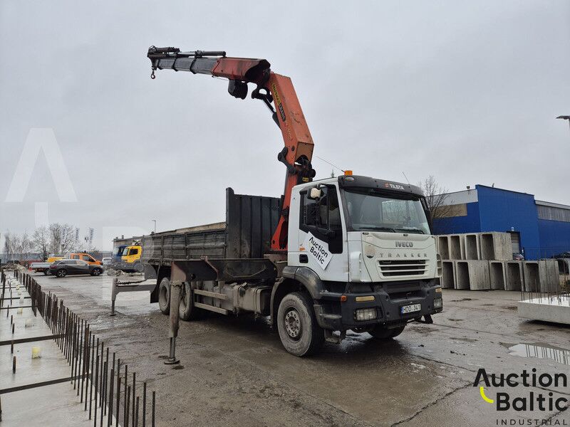 Iveco AD260T35 - Volquete camión: foto 2 Iveco AD260T35 - Volquete camión: foto 2