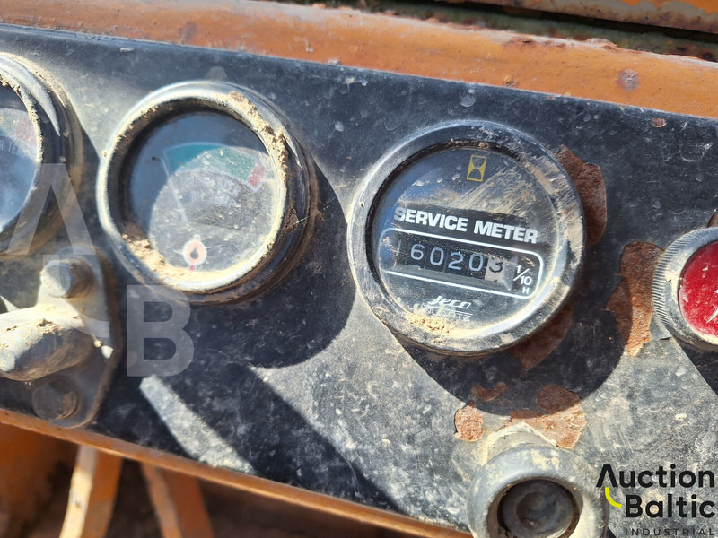 Komatsu D57S-1 - Cargadora de cadenas: foto 4 Komatsu D57S-1 - Cargadora de cadenas: foto 4