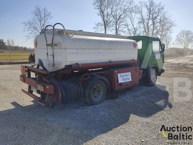 MAN 8.136 - Cisterna camión: foto 4 MAN 8.136 - Cisterna camión: foto 4