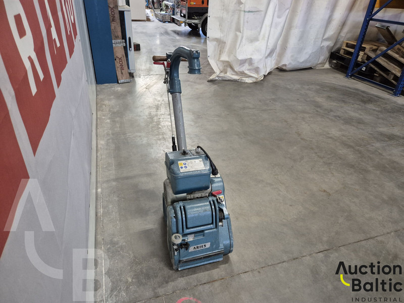 Kunzle & Tasin Aries - Maquinaria de construcción: foto 5 Kunzle & Tasin Aries - Maquinaria de construcción: foto 5