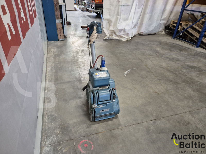 Kunzle & Tasin Aries - Maquinaria de construcción: foto 3 Kunzle & Tasin Aries - Maquinaria de construcción: foto 3