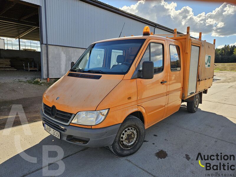 Mercedes-Benz 313 - Maquinaria de construcción: foto 1 Mercedes-Benz 313 - Maquinaria de construcción: foto 1