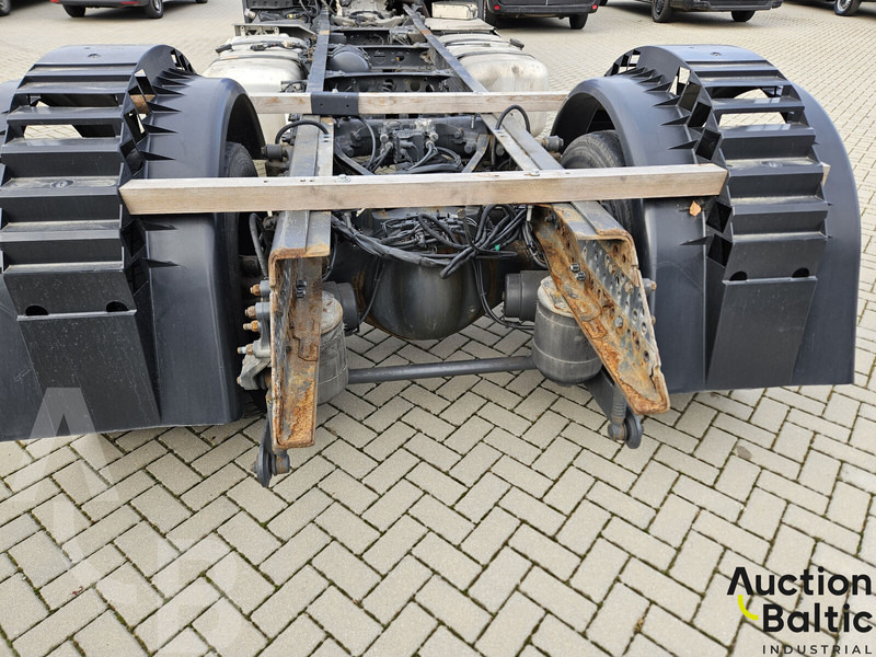 Chasis camión Mercedes-Benz Actros 1843: foto 16