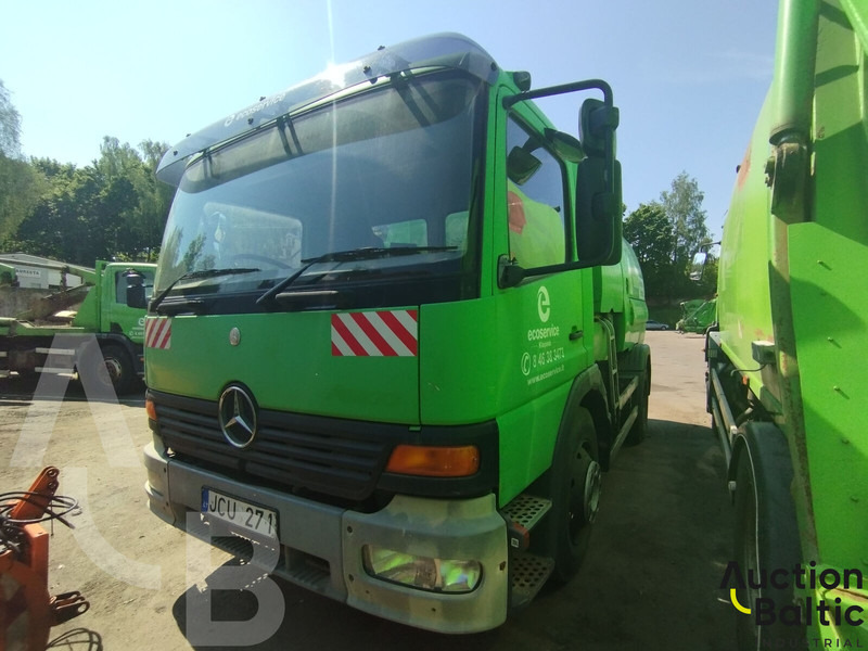 Mercedes-Benz Atego 1318 - Barredora vial: foto 2 Mercedes-Benz Atego 1318 - Barredora vial: foto 2