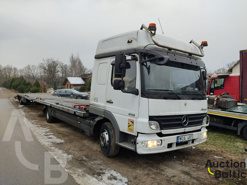 Mercedes-Benz Atego 818L - Grua de remolque autos: foto 2 Mercedes-Benz Atego 818L - Grua de remolque autos: foto 2