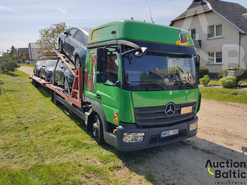 Mercedes-Benz Atego 822 L - Portavehículos camión: foto 2 Mercedes-Benz Atego 822 L - Portavehículos camión: foto 2