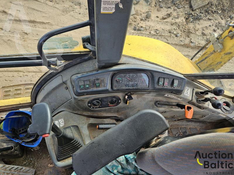 Retroexcavadora New Holland LB 110 B-4 PT: foto 15 Retroexcavadora New Holland LB 110 B-4 PT: foto 15