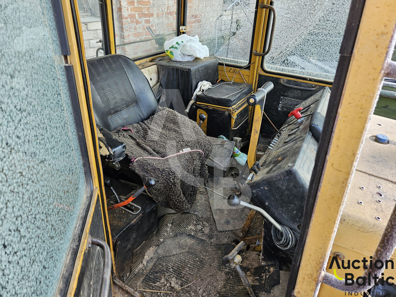 Onbekend DT-75 - Tractor de cadenas: foto 5 Onbekend DT-75 - Tractor de cadenas: foto 5